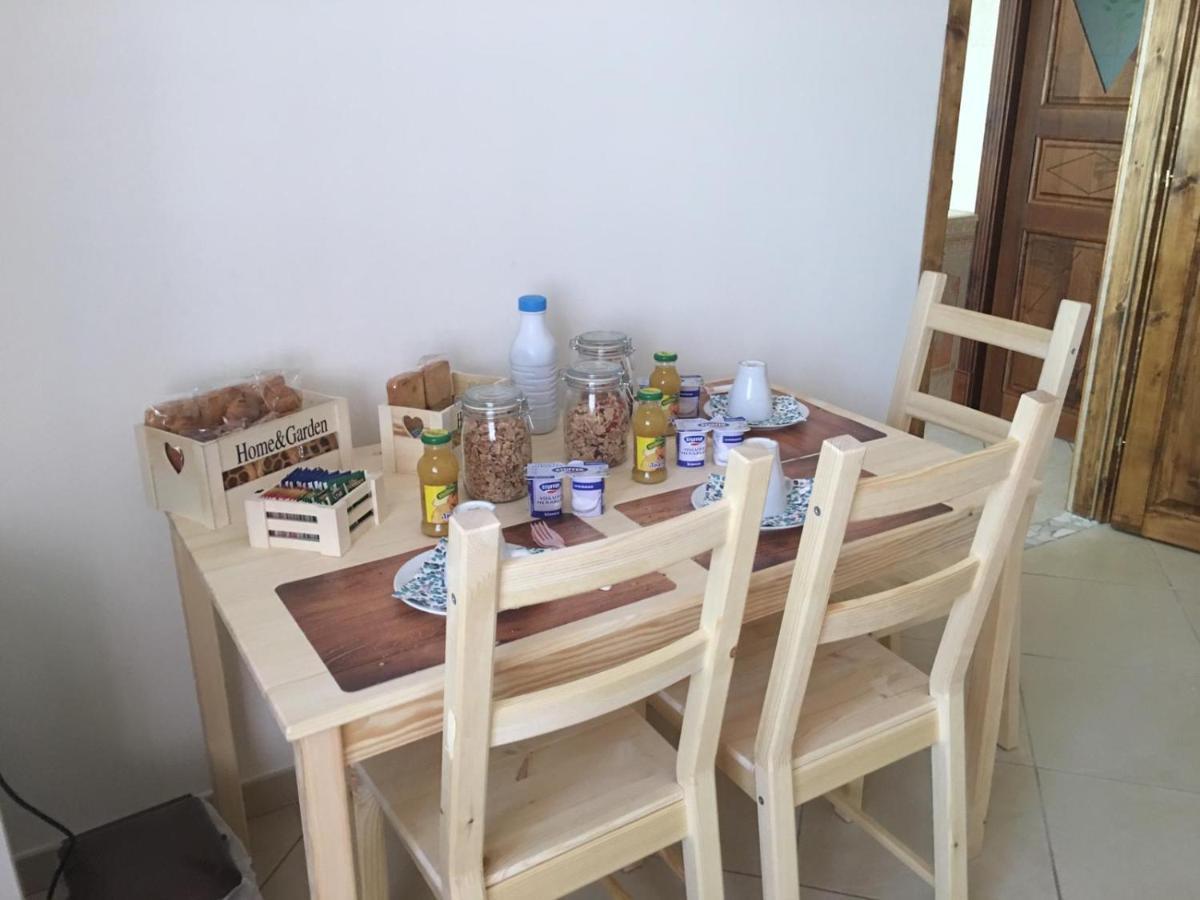 B&B La Pietra แอร์โกลาโน ภายนอก รูปภาพ